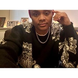 Meet your Posher, Kyana
